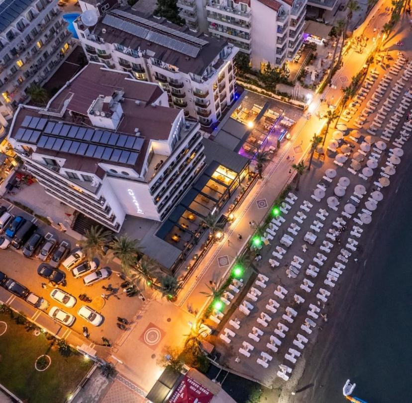 Aurasia Beach Hotel 말마리스 외부 사진