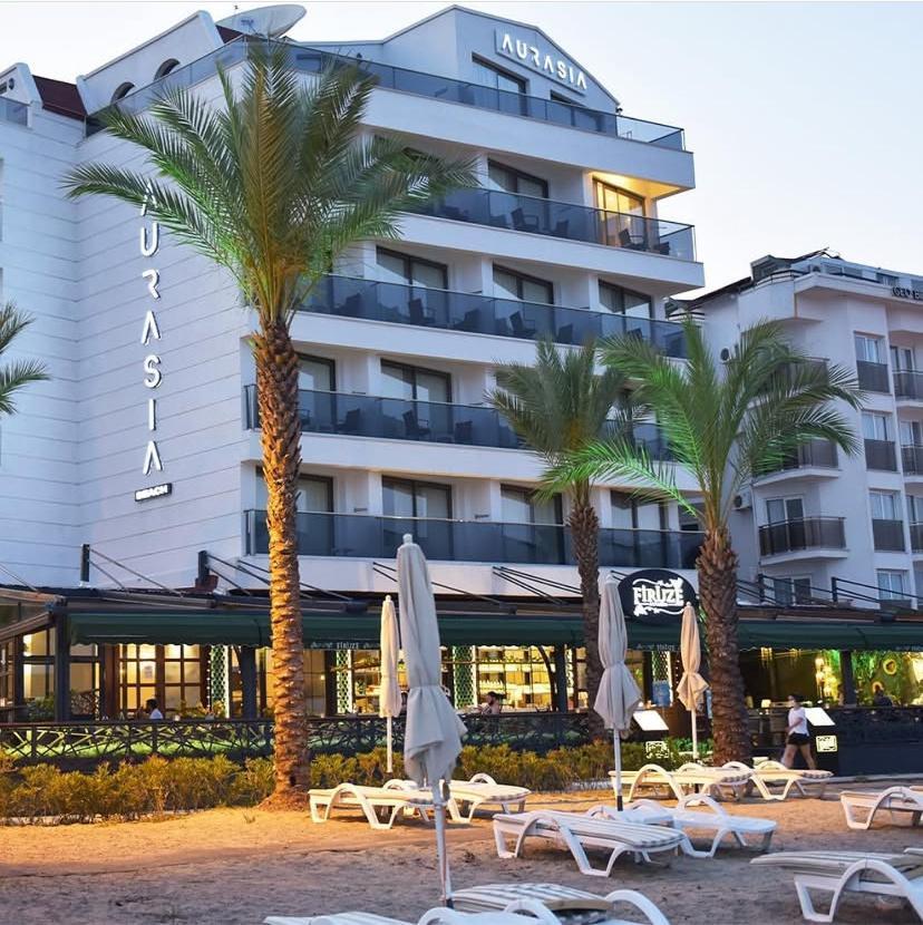 Aurasia Beach Hotel 말마리스 외부 사진